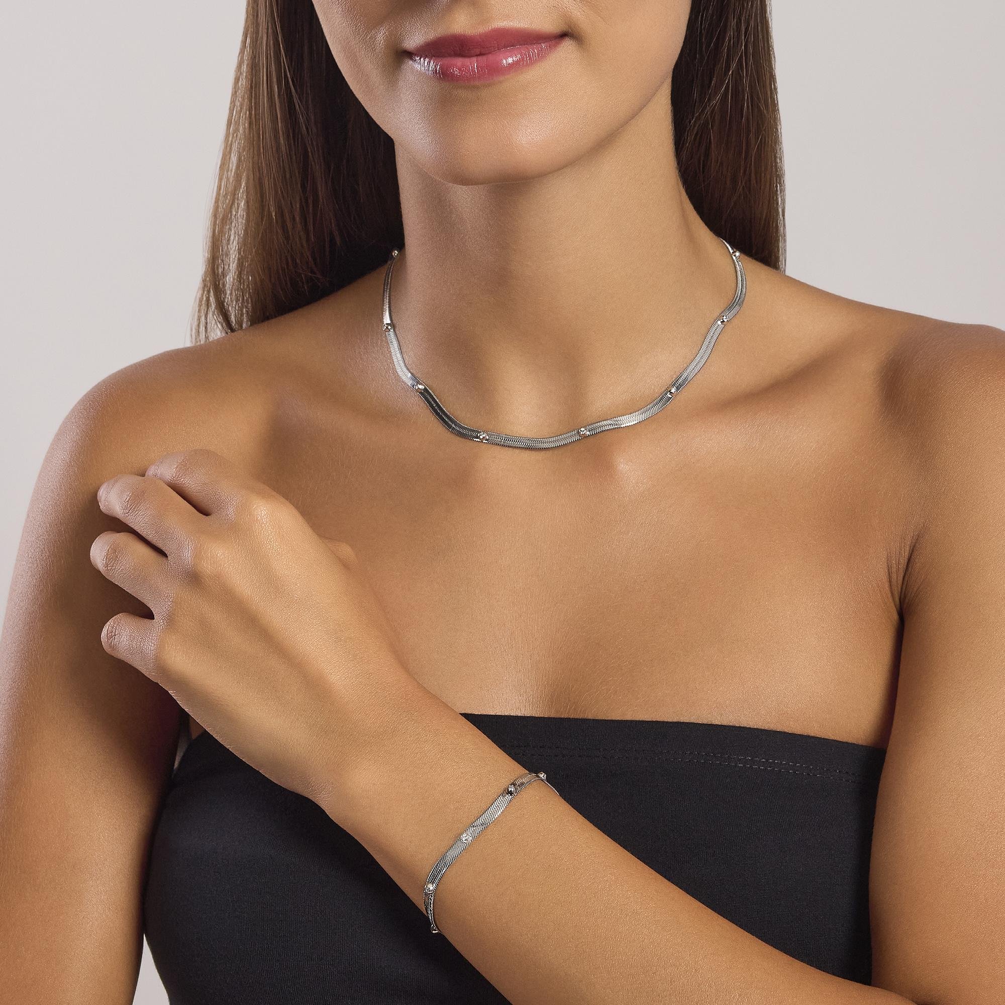 KI831010_812809568105117-1